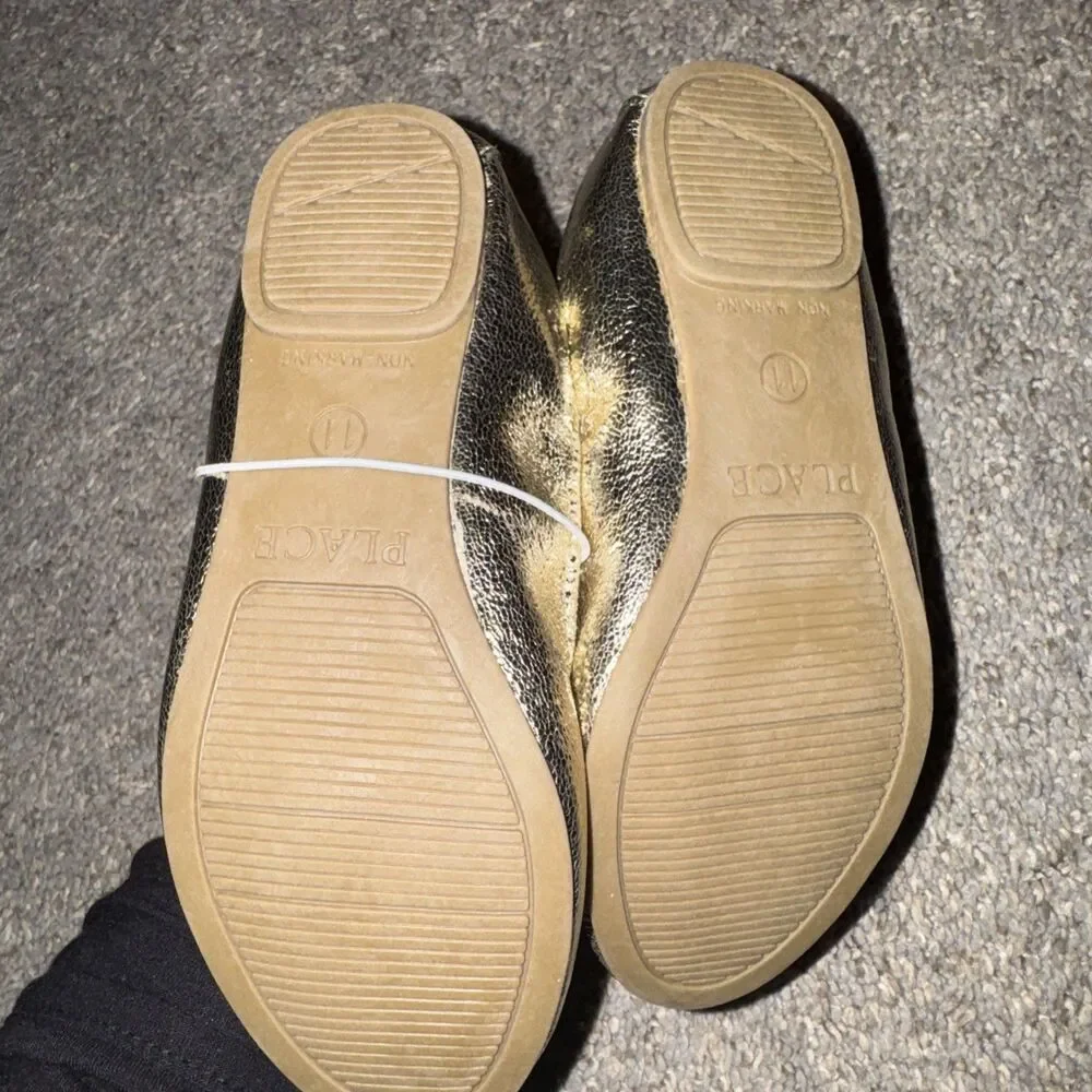 Girl's Shiney Gold Ballet Shoes Flats Bow The Children's Place Dress Sz 11 NWT